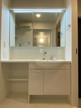 アヴァンス東日暮里の物件内観写真